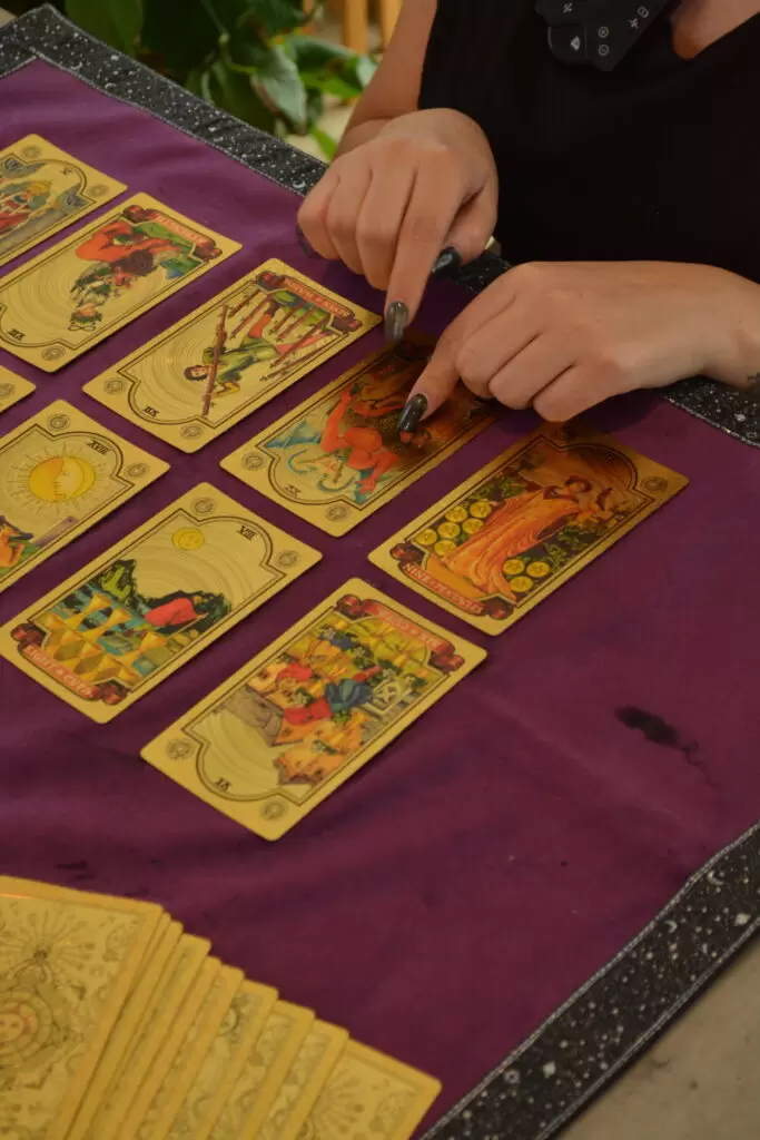 Lectura de Tarot - lectura de tarot lectura de tarot con Maga de sabiduria de luna llena